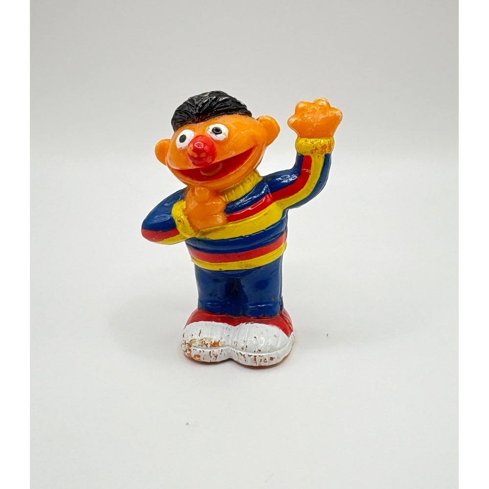 Vintage 1987 Playskool Sesame Street Ernie PVC Figure Lot Bathtub Fireman 3pc - Picture 8 of 9
